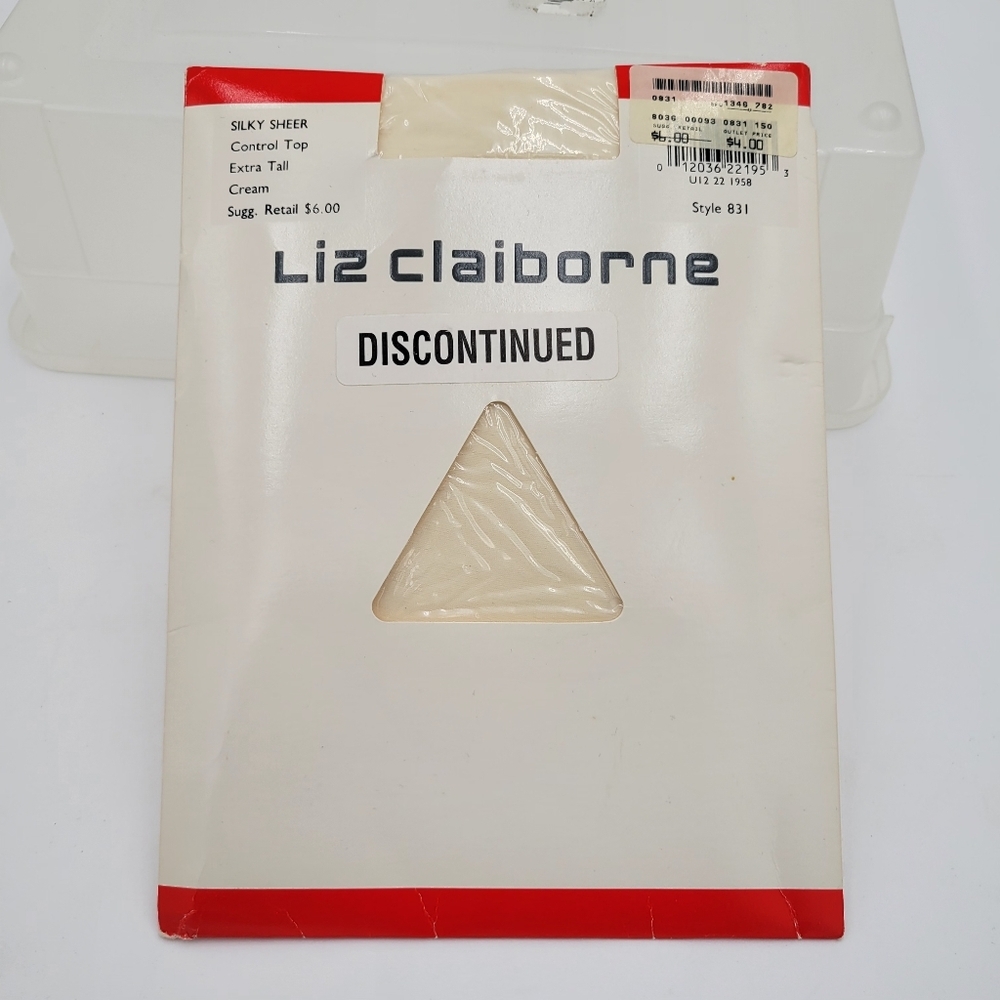 Liz Claiborne Silky Sheer Control Top Cream Extra Tall New in package